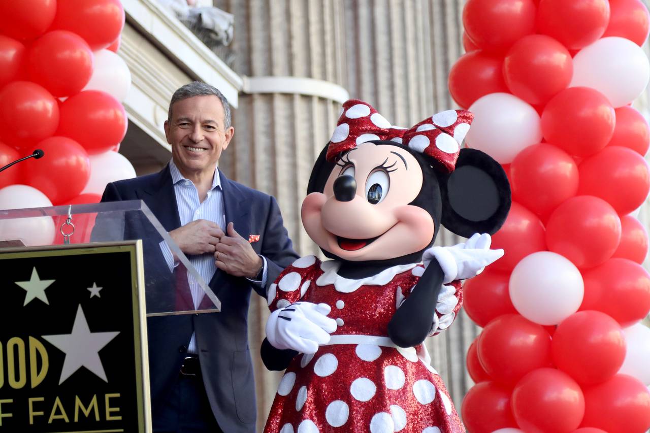 Bob Iger torna CEO di Disney... arriva il benservito per Bob Chapek