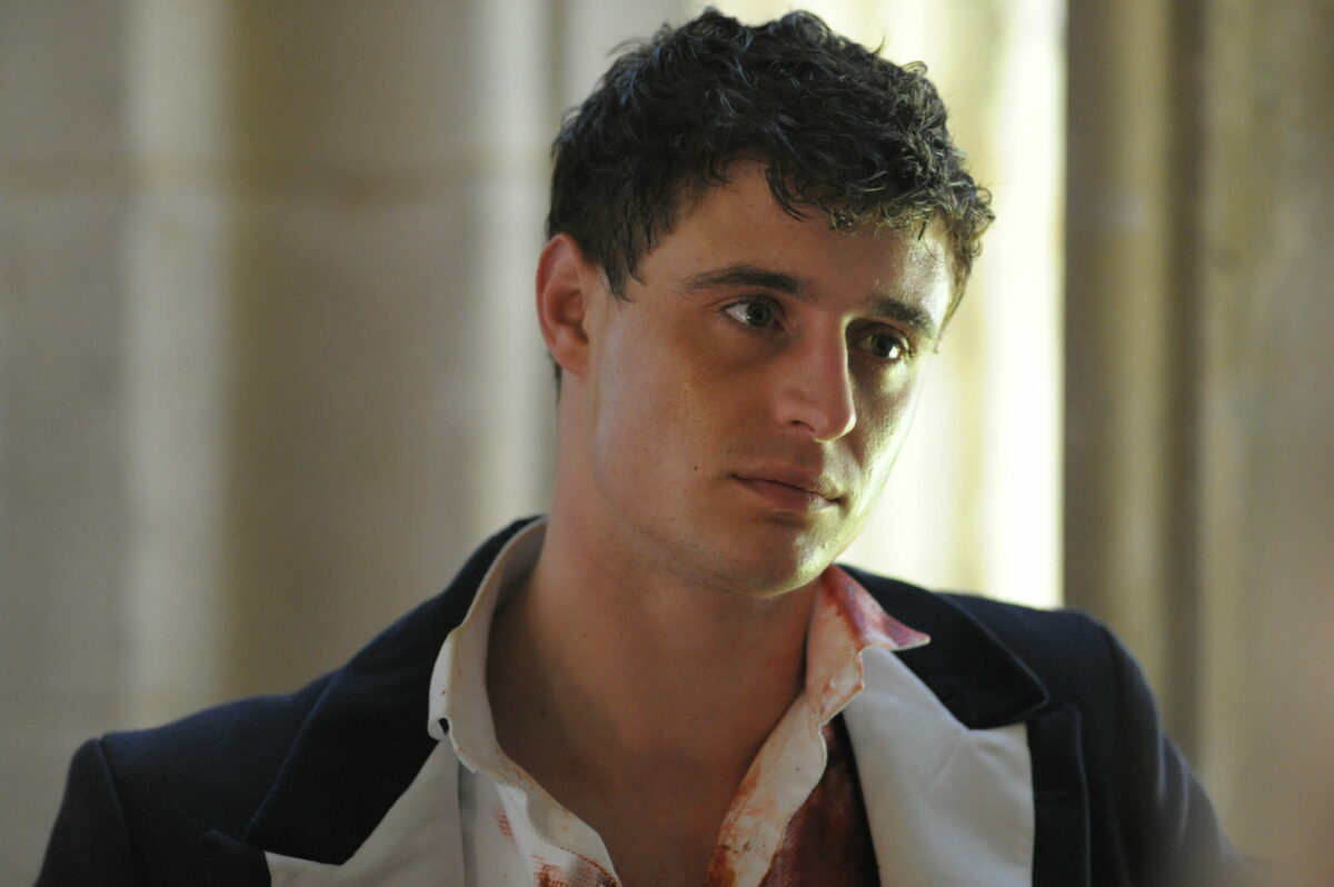 Max Irons nel cast della serie tv Young Sherlock